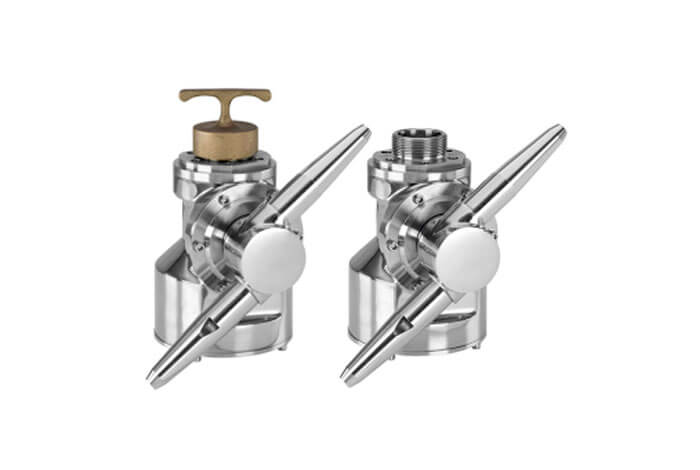 Tank-cleaning-machine